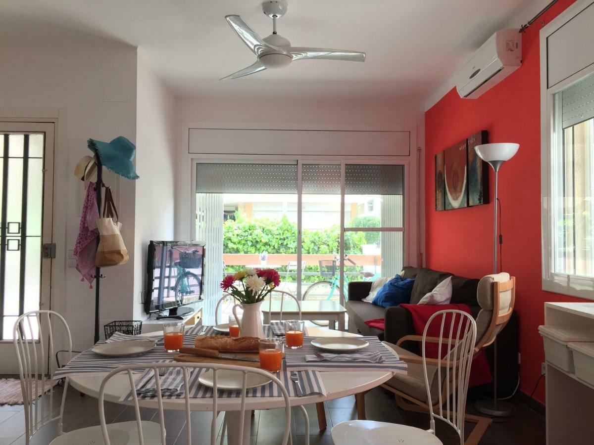 Nice Apartment 80 Meters From The Beach Calafell Zewnętrze zdjęcie